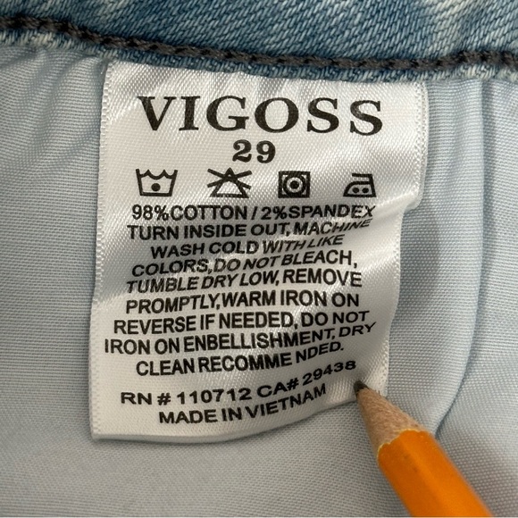 VIGOSS Marley Mid Rise Short Light Wash Stitch Fix Cut Off Jean Shorts S… - Picture 8 of 12